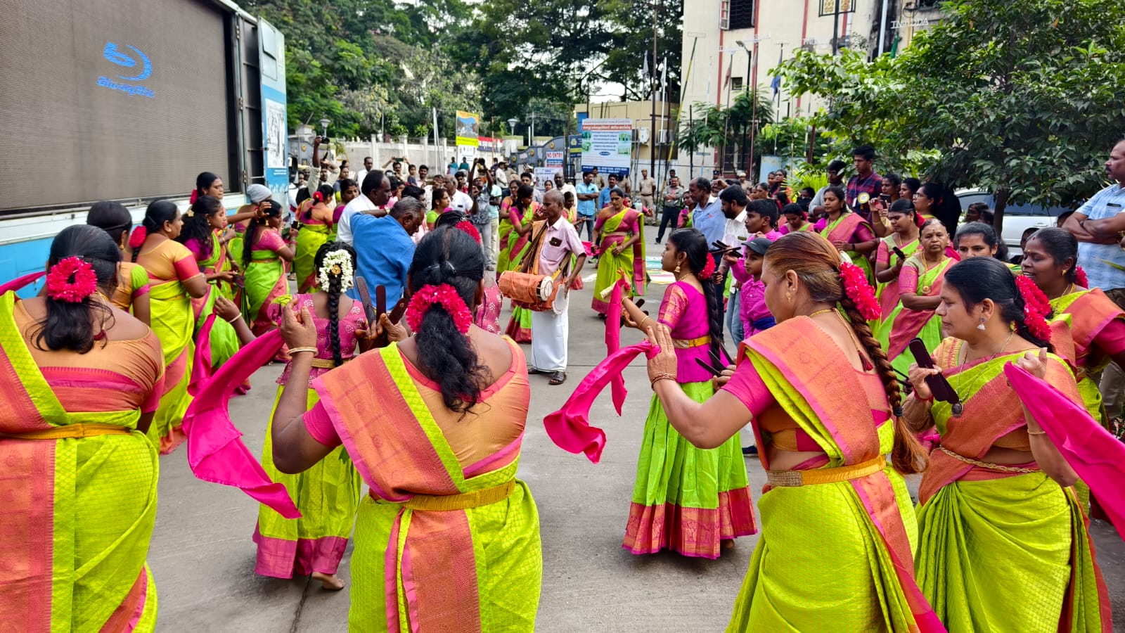 தேசிய வாக்காளர் தினம்- கோவையில் கலை நிகழ்ச்சிகளுடன் விழிப்புணர்வு...