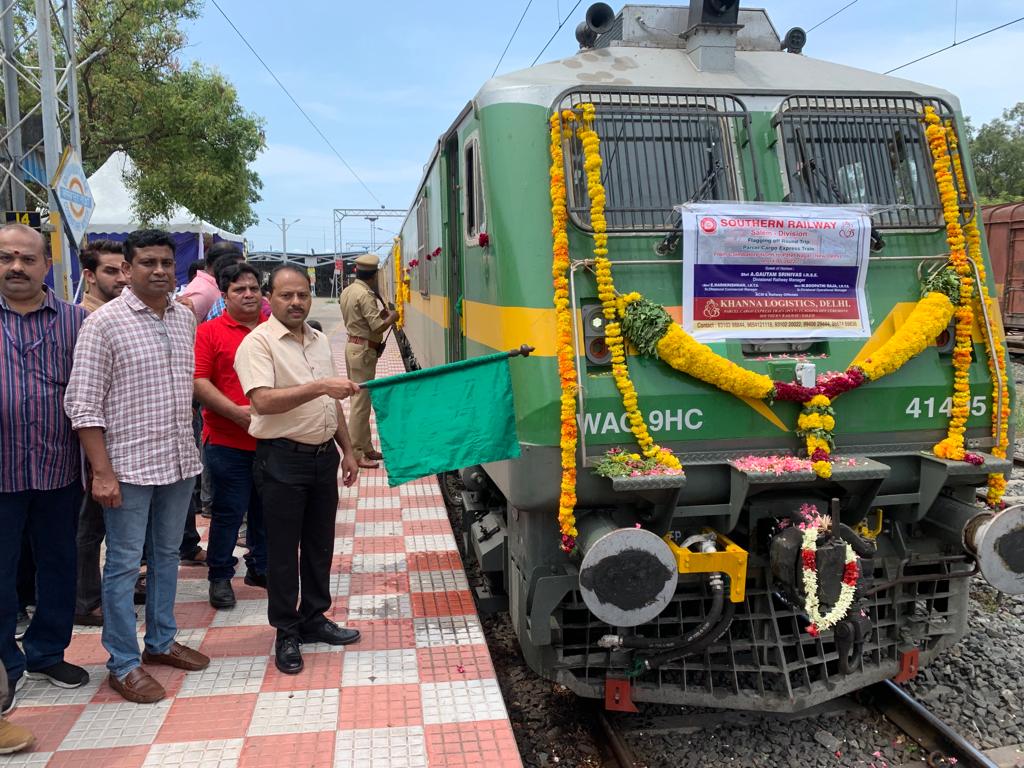 புது தில்லி-கோவைக்கு இடையேயான விரைவு சரக்கு ரயில் மீண்டும் இயக்கம்