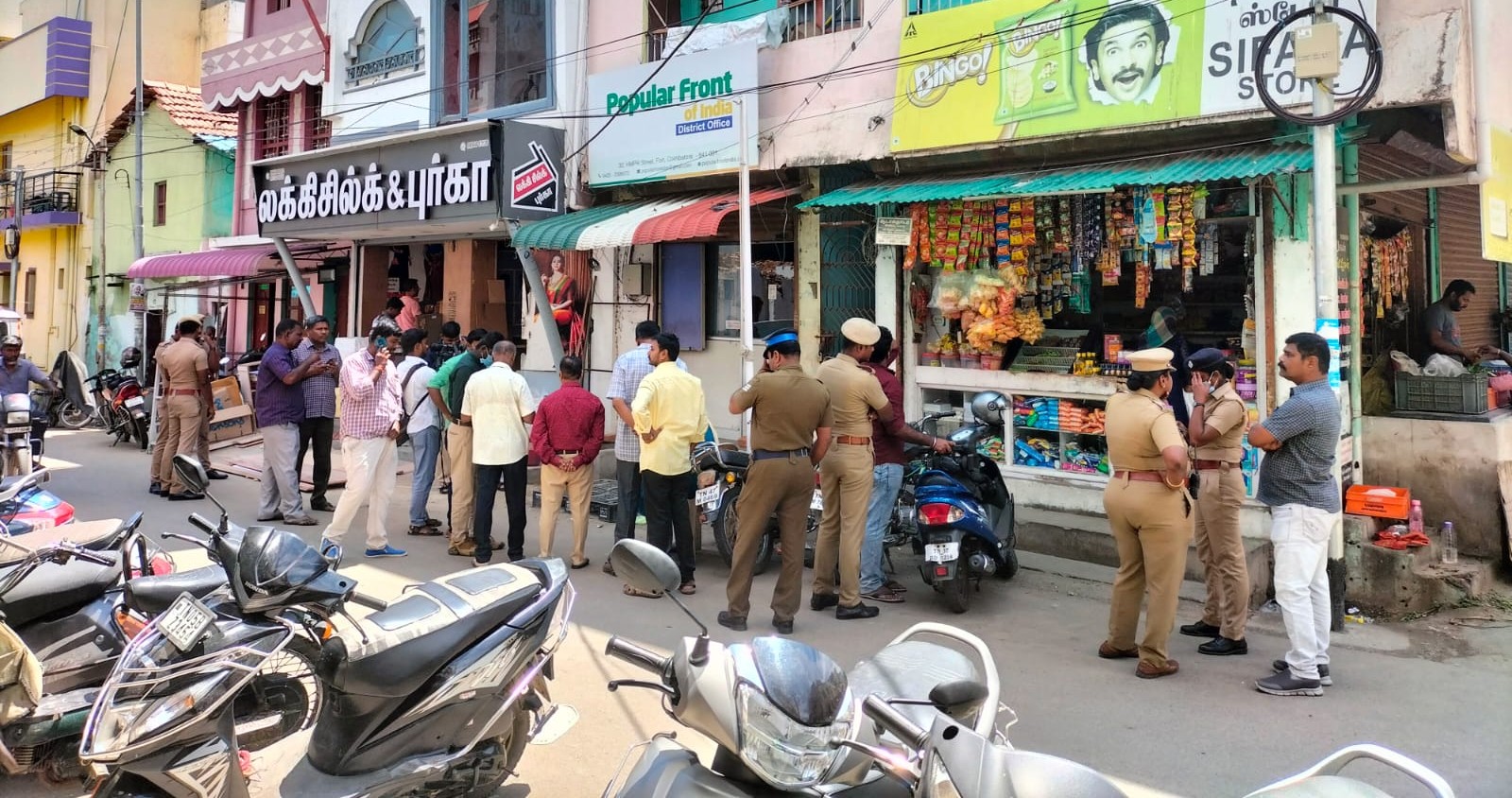 கோவையில் பி.எப்.ஐ அலுவலகங்களுக்கு  சீல்