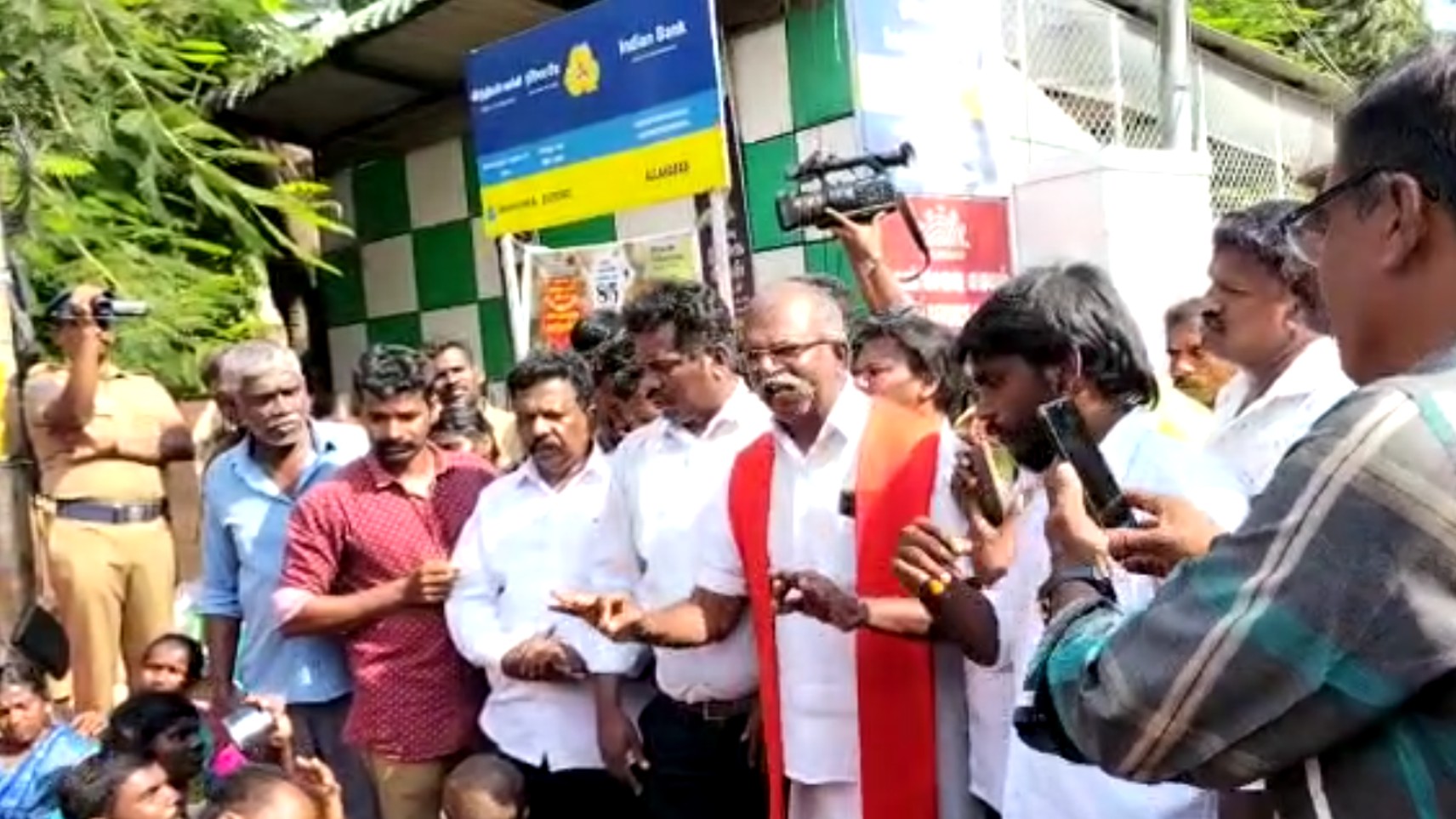 கோவையில் தூய்மை பணியாளர்கள் வேலை  நிறுத்தம் அறிவிப்பு