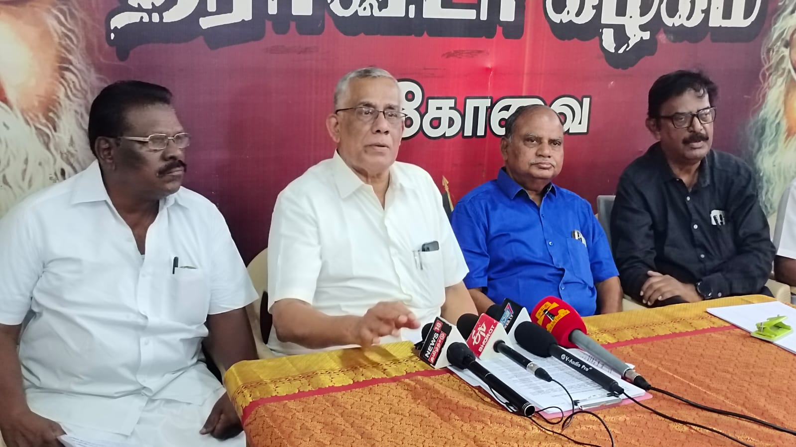 ஆரியமும் இல்லை திராவிடமும் இல்லை என பேசிய ஆளுநர்- திரித்துக் கூறுகின்ற வரலாறுகளை தமிழ்நாடு ஏற்காது என கோவை எம்பி பி.ஆர்.நடராஜன் தெரிவிப்பு…