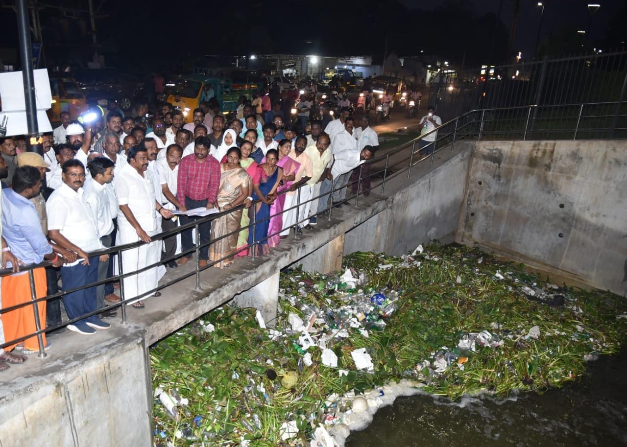 கோவையில் மழையால் பாதித்த இடங்களில் அமைச்சர்கள் ஆய்வு...