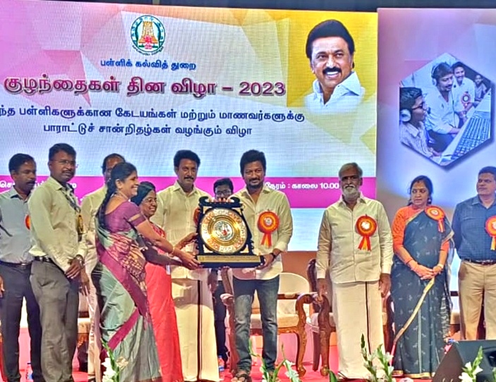 நம்ம கோவை மாநகராட்சி பள்ளிக்கு தான் இந்தாண்டு சுழற்கோப்பை..!