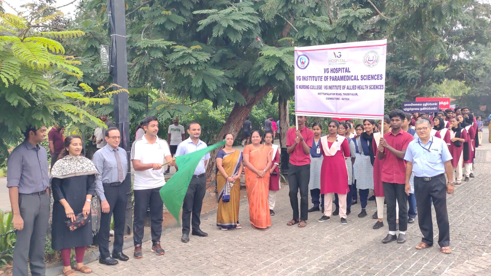 புற்றுநோய் குறித்த விழிப்புணர்வு வாக்காதான் - துவக்கி வைத்த மாநகர காவல் துணை ஆணையர்...