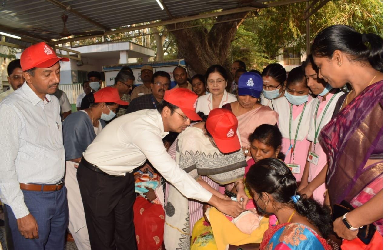 போலியோ சொட்டு மருந்து முகாம்- கோவையில் 3 லட்சத்திற்கும் மேல் குழந்தைகளுக்கு சொட்டு மருந்து வழங்க இலக்கு...