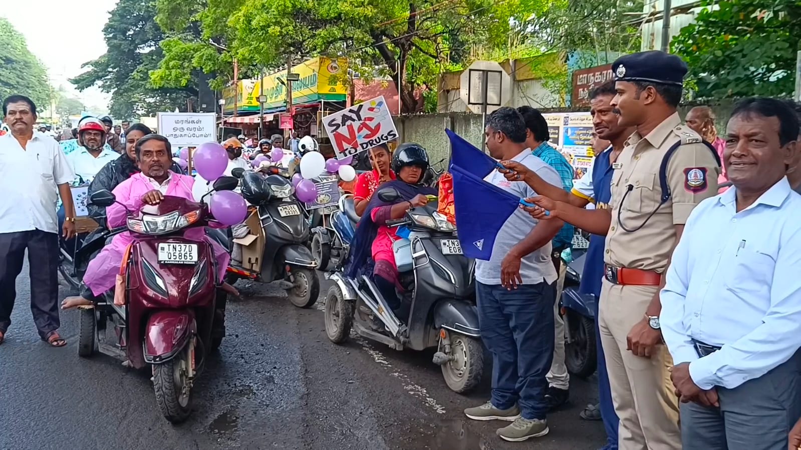 உலக மாற்றுத்திறனாளிகள் தினம்- பசுமையான கோவையை உருவாக்க மாற்றுத்திறனாளிகள் விழிப்புணர்வு...