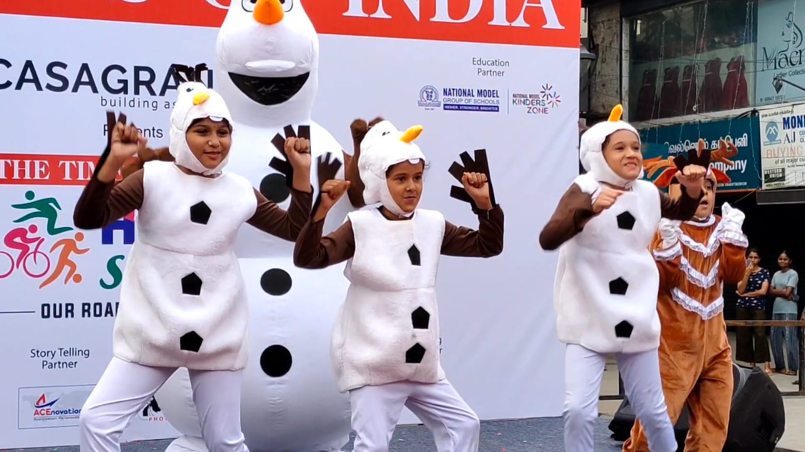 கோவையில் நான்காவது வாரமாக ஹேப்பி ஸ்ட்ரீட் நிகழ்ச்சி...